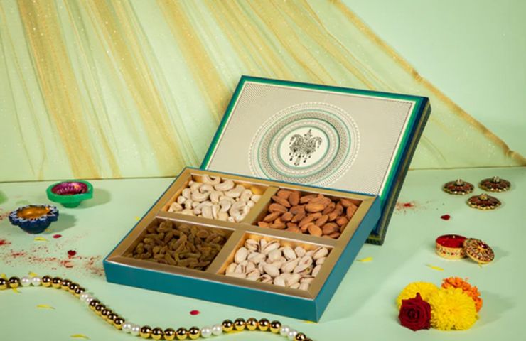 Dry Fruits and Nuts - Corporate Gift Box in Bur Dubai