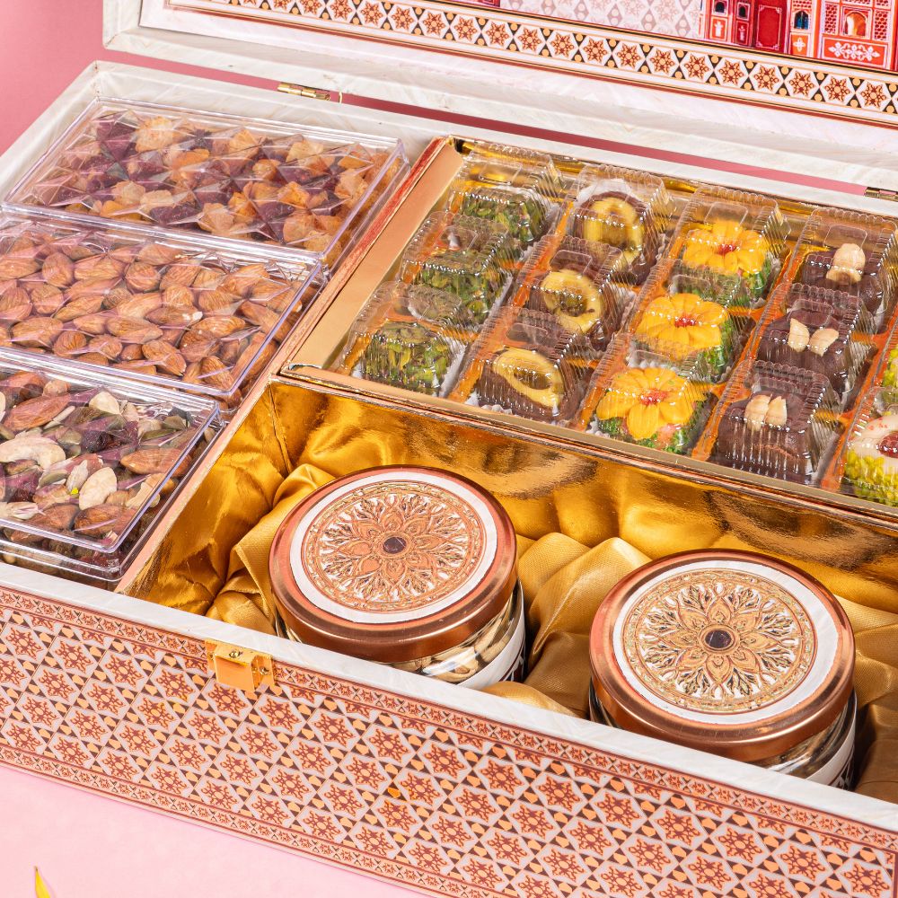 Gift Box Combo 24D004