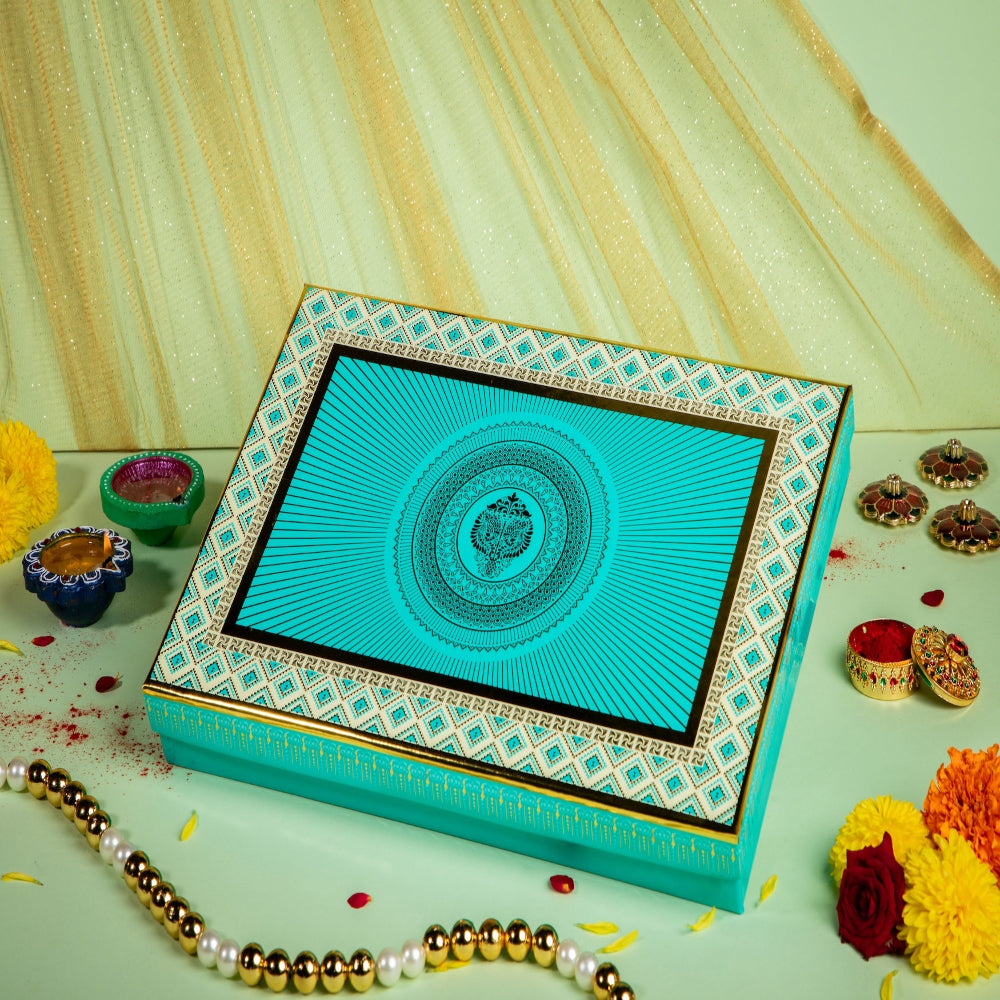 Gift Box Mithai 24D016