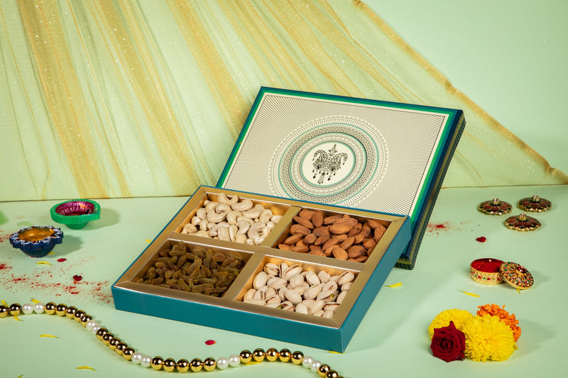 Gift Box Dry Fruits 24D021