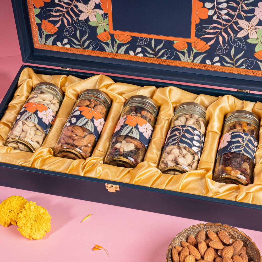Gift Box Dry Fruits 25D0221.2
