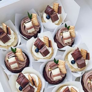 Chocolate Kinder Bueno Cup Cakes